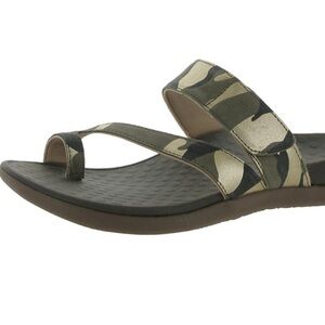 Vionic Morgan Olive Camouflage Slides